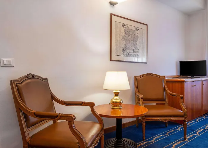 Hotel Quality Nova Domus 4*