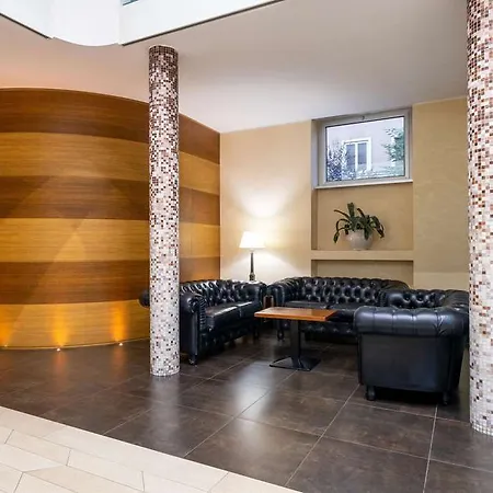 Quality Nova Domus Szálloda