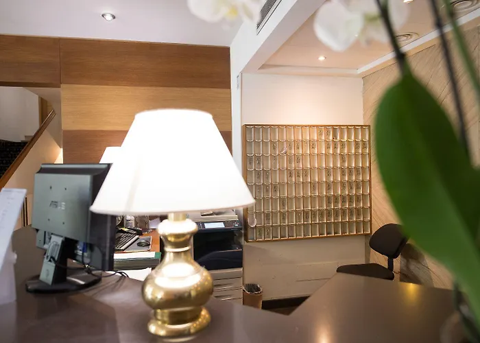 Hotel Quality Nova Domus 4*