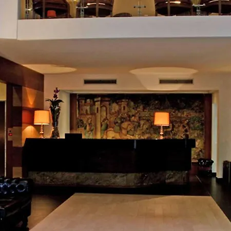 Quality Nova Domus Hotel 3*