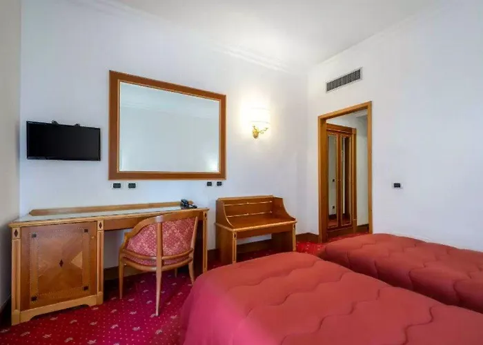 Quality Nova Domus Otel