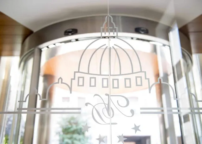 诺瓦多姆斯品质酒店 酒店