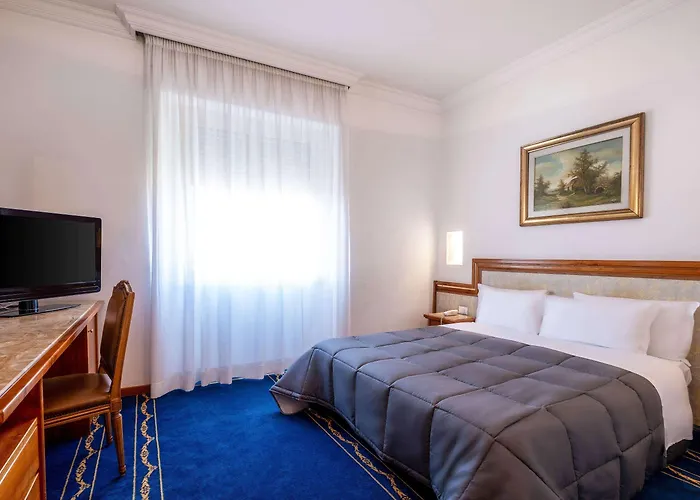 诺瓦多姆斯品质酒店