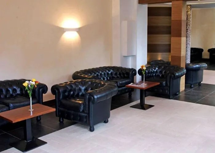 Quality Nova Domus Otel