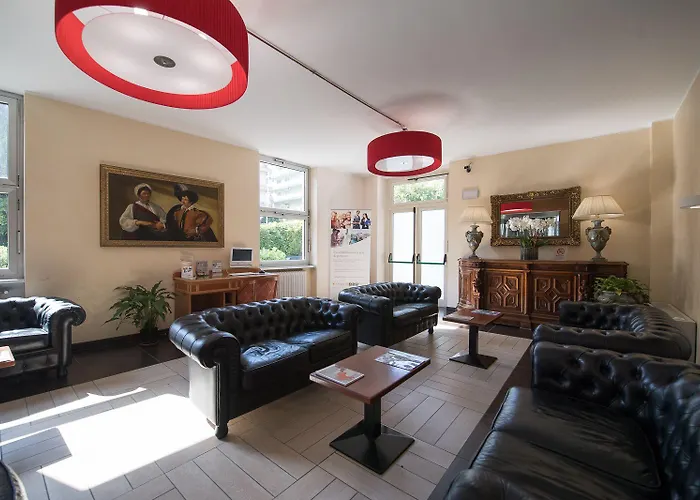 Quality Nova Domus Hotel 4*